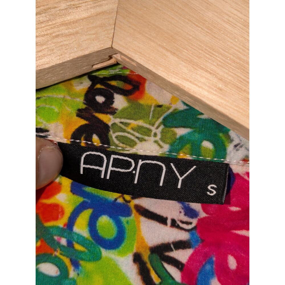 APNY Women's S Long Sleeve Button Up Blouse Rainbow Love Grafitti Print Artsy - Picture 5 of 10